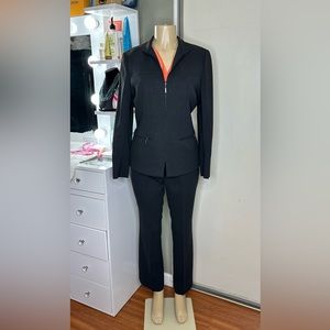 Anne klein Grey women's Suit size 8